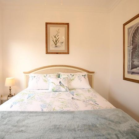 Bridgecroft Villa - French Provincial In Richmond With Spa Esterno foto